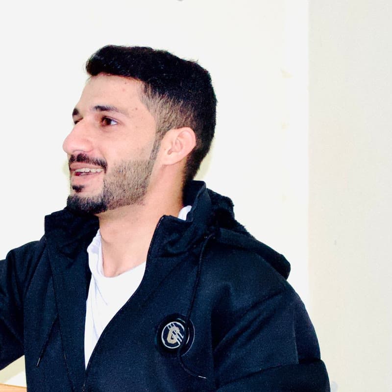 Hassam Shabbir, SitesBrand author